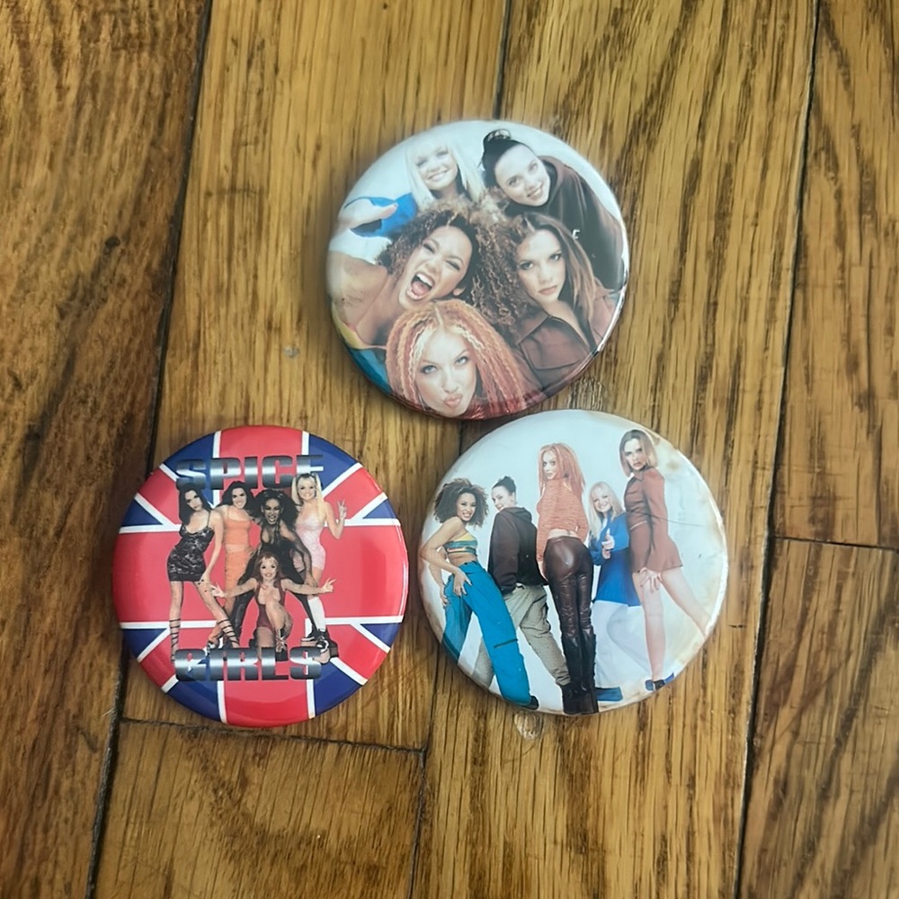 Spice Girls vintage 90s Button Pin Set